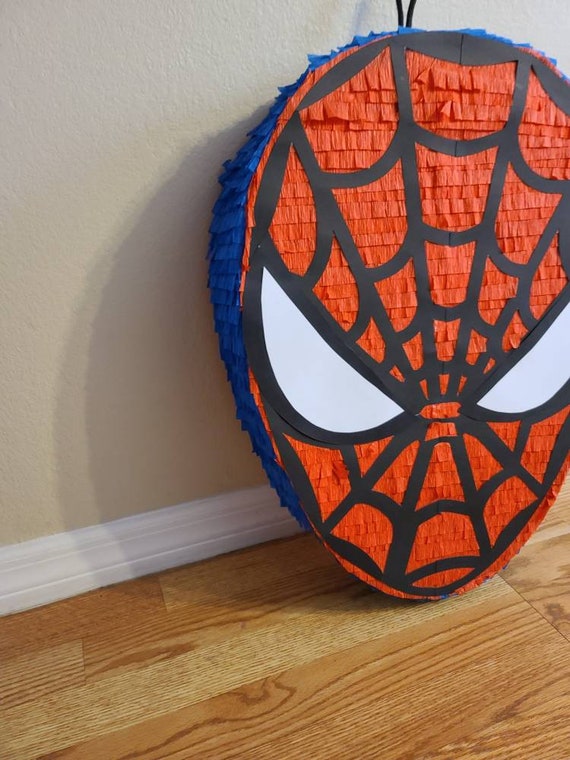 DIY Spiderman Pinata 