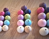 10 x Coloured Natural Wooden Beads Round Craft Projects