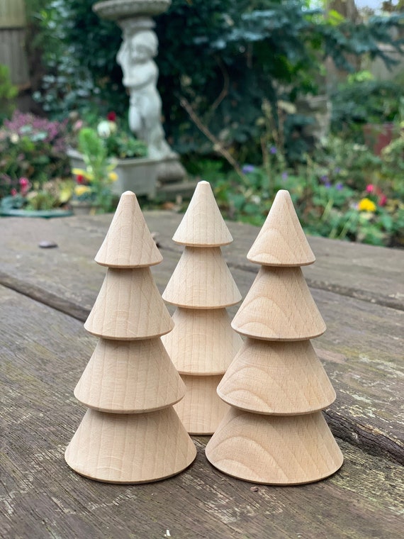 Natural Wooden Tree, Wooden Christmas Tree Decor, 7 / 10 Cm High 