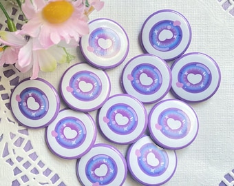 Heart eye button badge pin - yami kawaii , menhera , pastel goth , eyeballs, gurokawa