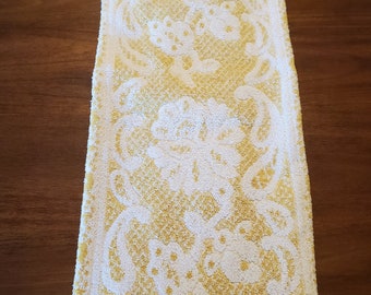 Vintage Bath Towel Cannon Royal Family Gold Yellow White