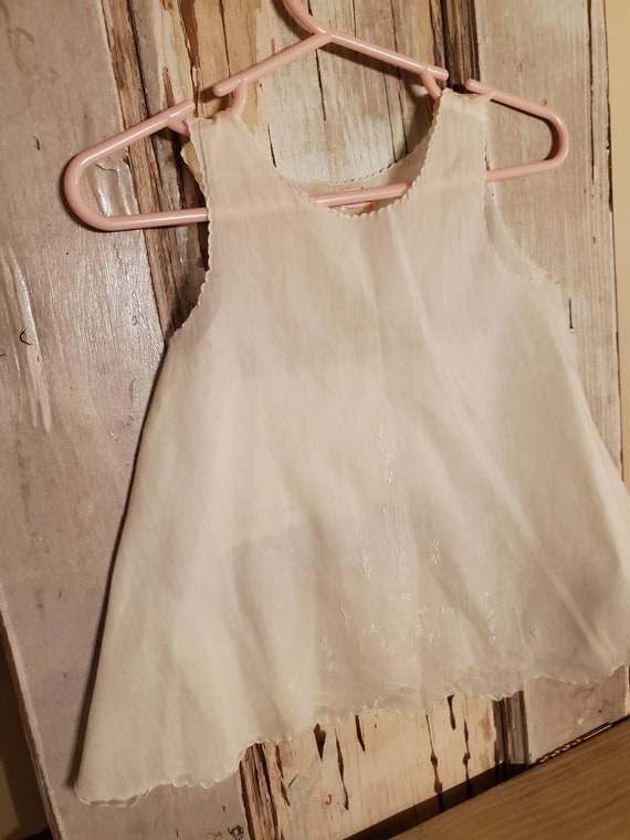 Vintage Infant Dress - 1940s - Pale Yellow