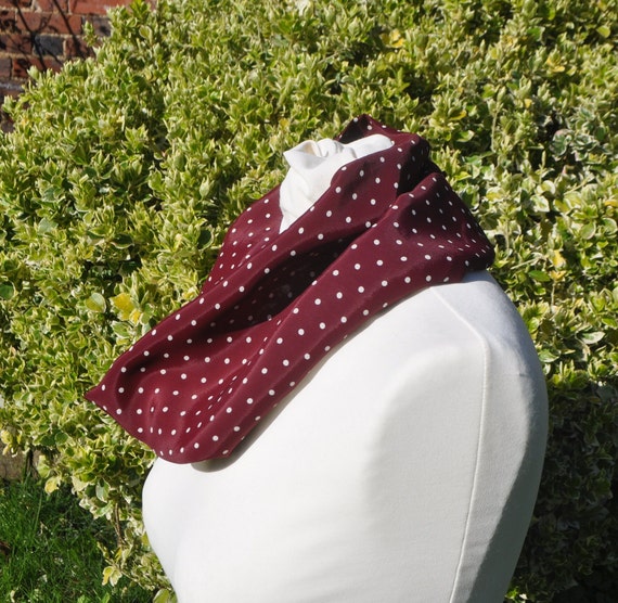 Maroon and online white scarf