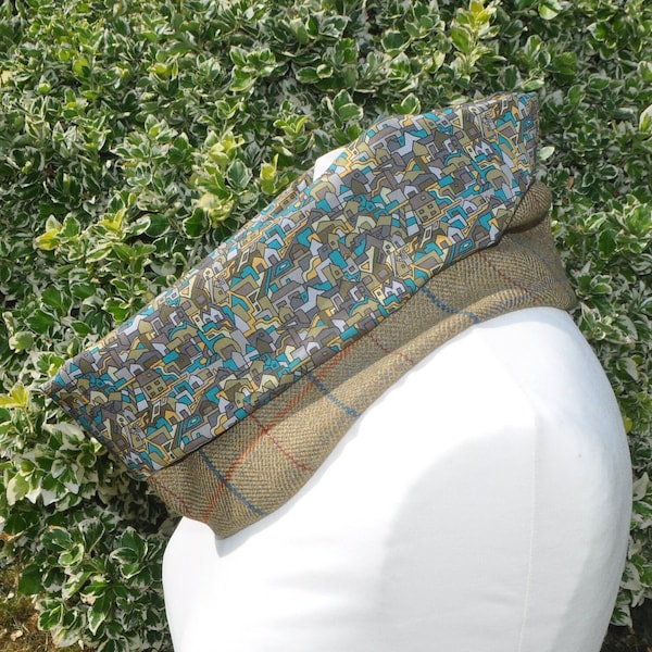 Cowl/Snood/neck warmer in Liberty tana lawn green grey teal khaki little town/Khaki tweed