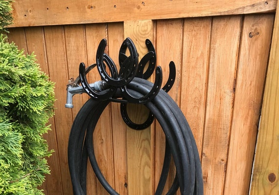 Farmhouse Metal Horseshoe Garden Hose Holder Rustic Outdoor Decor Country Farm Garden Accessory Bridle Strap Organizer Etsy