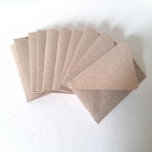 10 unidades de envelopes pequenos de papel reciclado para cartões de visita de 2 x 3,5 polegadas, vendidos separadamente, mini envelopes artesanais de bolso na cor marrom e bege, para papelaria