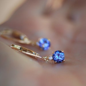 Tanzanite and diamond earrings 14k solid gold