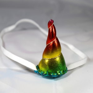 Ich schenk' Dir einen Regenbogen: Glänzendes Einhorn-Haarband in Regenbogenfarben 5 cm