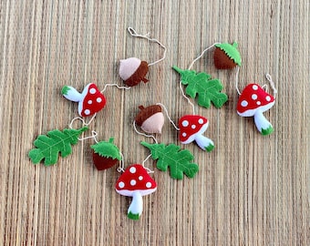 Mushroom felt garland Toadstool decor Woodland garland Fall garland autumn felt acorns with leaves Garland hanging