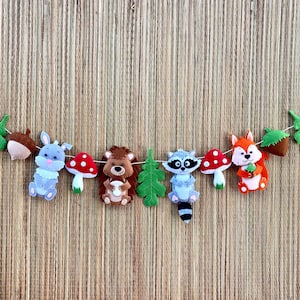 Woodland animals garland Forest friends felt garland nursery Baby room garland Felt nursery hanger Felt raccoon,hedgehog,bunny,squirrel