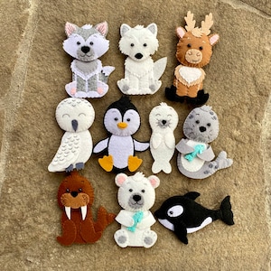 Arctic animals toys Finger puppets felt story Arctic wildlife gift Baby arctic nursery Winter animals Polar bear toy orca whale Penguin toy