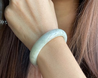 56.2 mm 認定タイプ A 100%天然緑/赤/灰色/紫（FU LU SHOU）翡翠