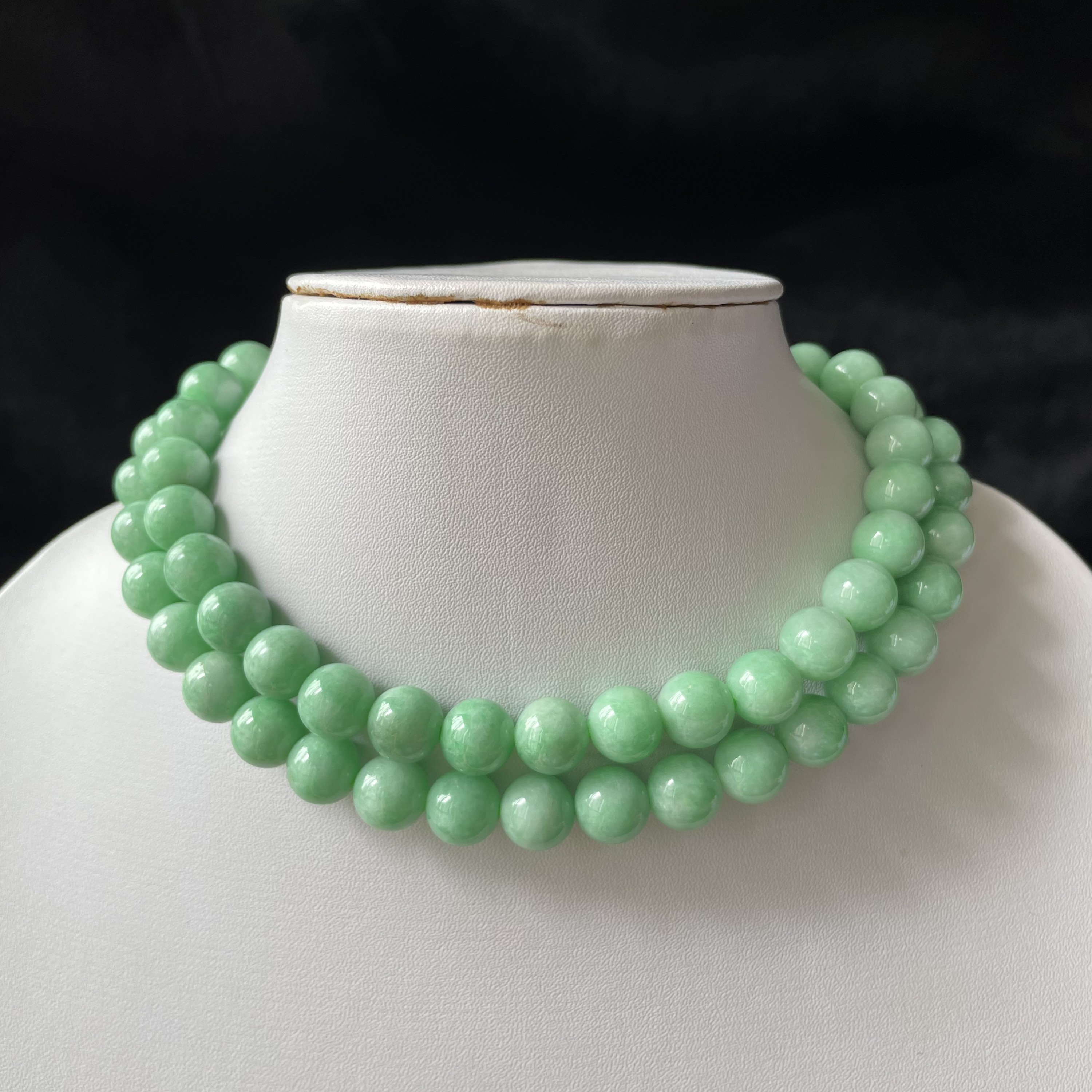 5-9MM Grass Green Burma Jade Pebble Chips Beads Grade AAA