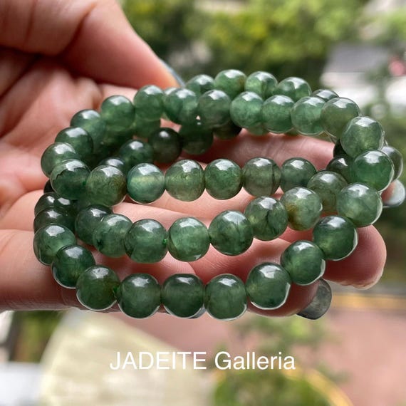 Natural Jade Bead Necklace - Authent Burmese Jadeite Grade A  (imperfect beads not for fussy buyer. Selling for color and Genuineness)