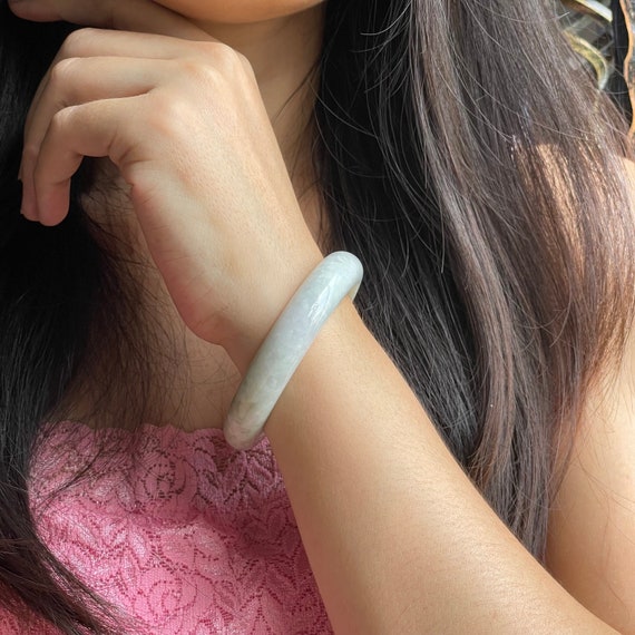 Jade Bangle 58.6 mm  Genuine Burmese Jadeite Jade Natural Grade A Solid white Jade Bangle