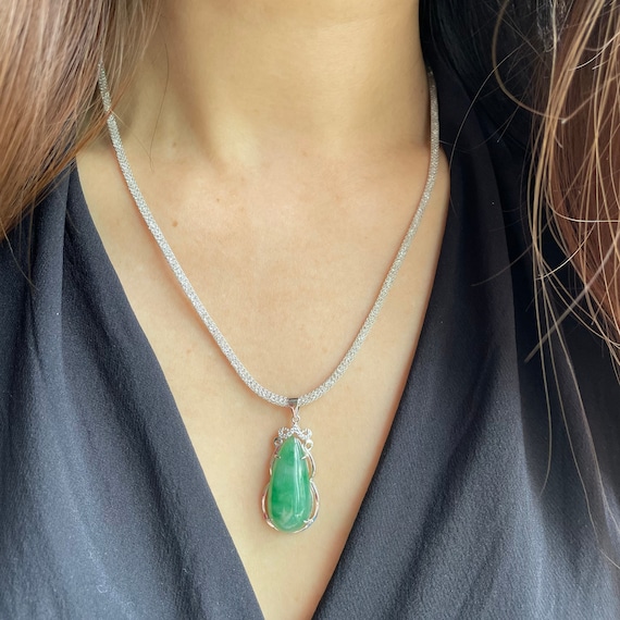 Green Jade  Pendant- Water droplet  Jade pendent  Authentic  Myanmar Type A Jadeite with 925 silver and zircon