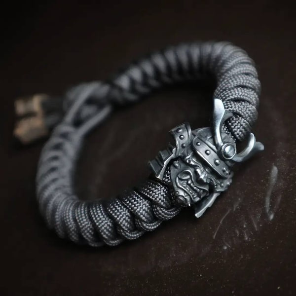 The Samurai Ronin Premium Paracord Bracelet, Samurai Bracelet, Samurai Mask, Shogun, Mens Bracelet, Oni Mask, Brass Bead, hannya Mask