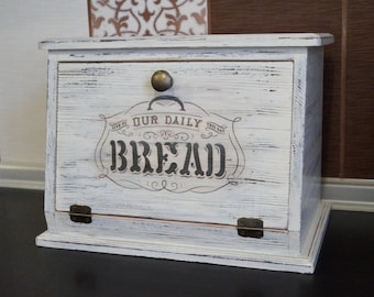 Bread box Vintage bread bin - Farmhouse kitchen storage