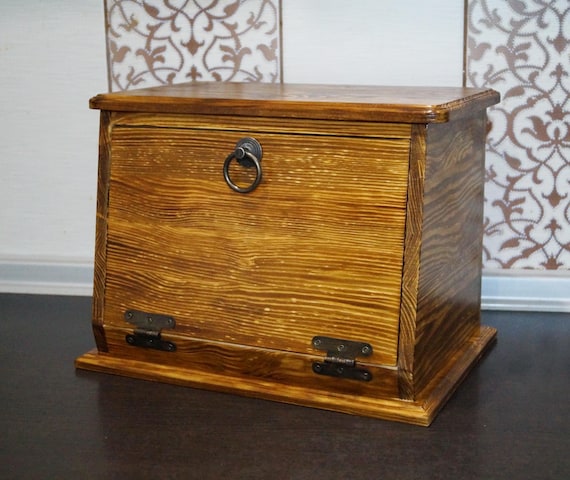 Rustic bread box Wooden bread bin Handmade bread box Farmhouse kitchen storage