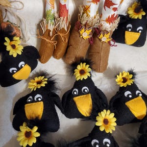 Crow Plush, Scarecrow's Pal Wreath Attachment, Fall Wreath Attachment