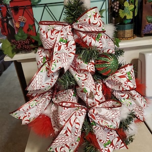 Christmas Tree Bows, Set of 8 Satin Peppermint and Candy Cane Bows