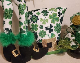 St. Patrick&#39;s Day Wreath, Leprechaun Hat and Legs Wreath Attachments, Shamrock Print Pattern