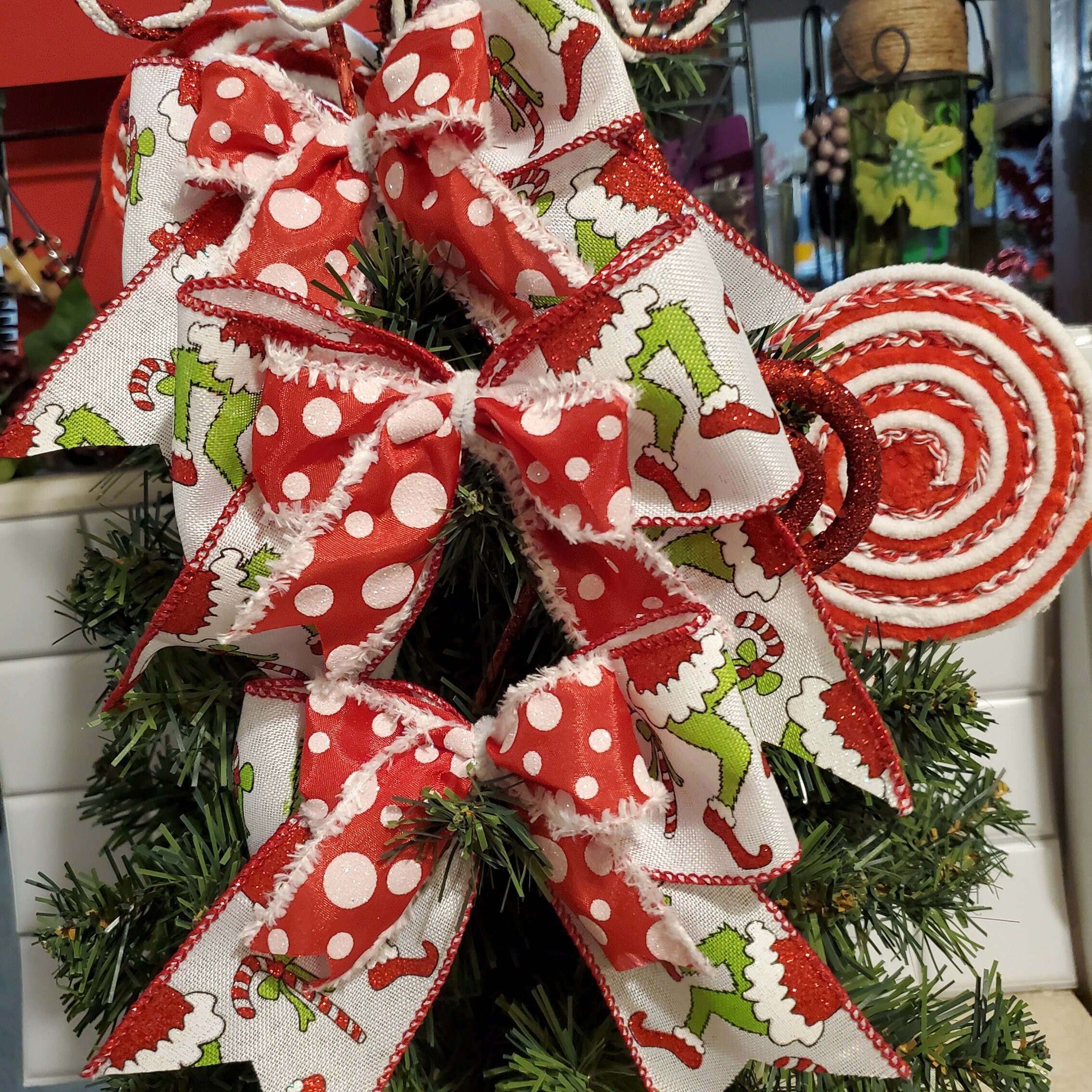 Christmas Tree Topper Bow, Grinch Tree Topper Bow, Christmas Mailbox D –  Amour Front Door