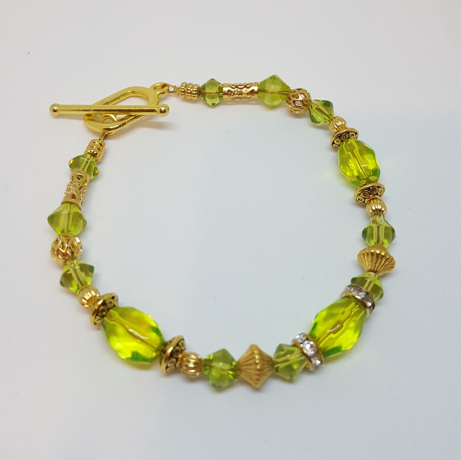 GiftJewelryShop Fathers Day Theme Father and Daughter Peridot Crystal August Birthstone Flower Charm Bracelets GiftJewelryShop Fathers Day Theme Father and Daughter Peridot Crystal August Birthstone Flower Charm Bracelets