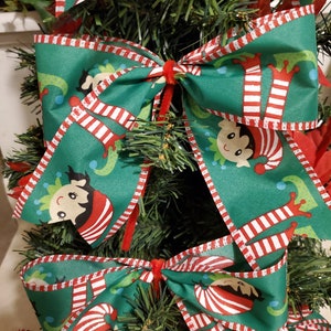 Christmas Tree Bows, Set of 10 Green Elf Head and Leg Bows