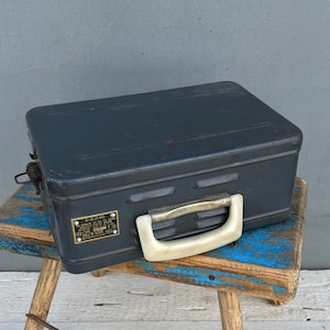 Vintage Metal Box, Antique Metal Box with Plastic Handle and Metal Clasp, Vintage Storage Box, Primitive Box, Vintage, Sturdy Box