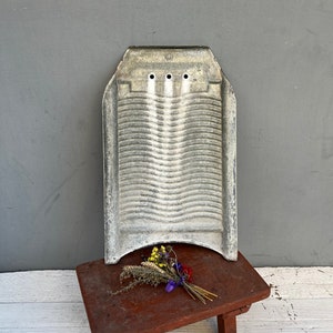 Antique Primitive Silver Brand Old Zinc Washboard Laundry De