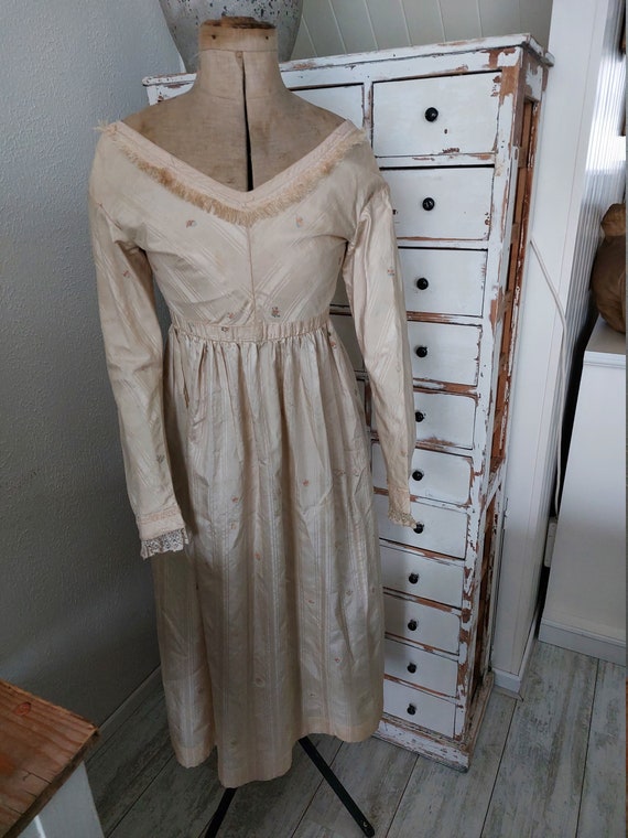 RARE antique silk shabby regency dress 1830 1830'… - image 1