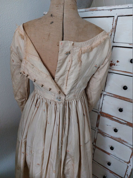 RARE antique silk shabby regency dress 1830 1830'… - image 3