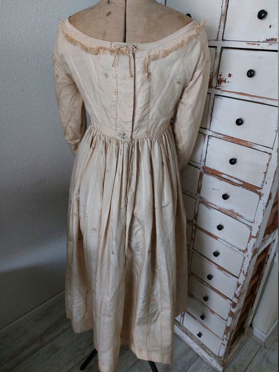 RARE antique silk shabby regency dress 1830 1830'… - image 10