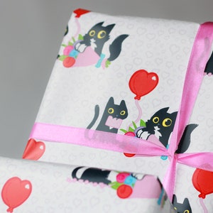 4 sheets of black cat wrapping paper, Black cats and heart balloon gift wrap set, Birthday wrapping paper set for cat lovers