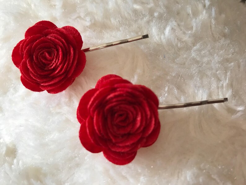 Beautiful Pair of Red Felt Rose Hair Bows Clips Wedding Flower Girl Bridesmaid Party Accessory