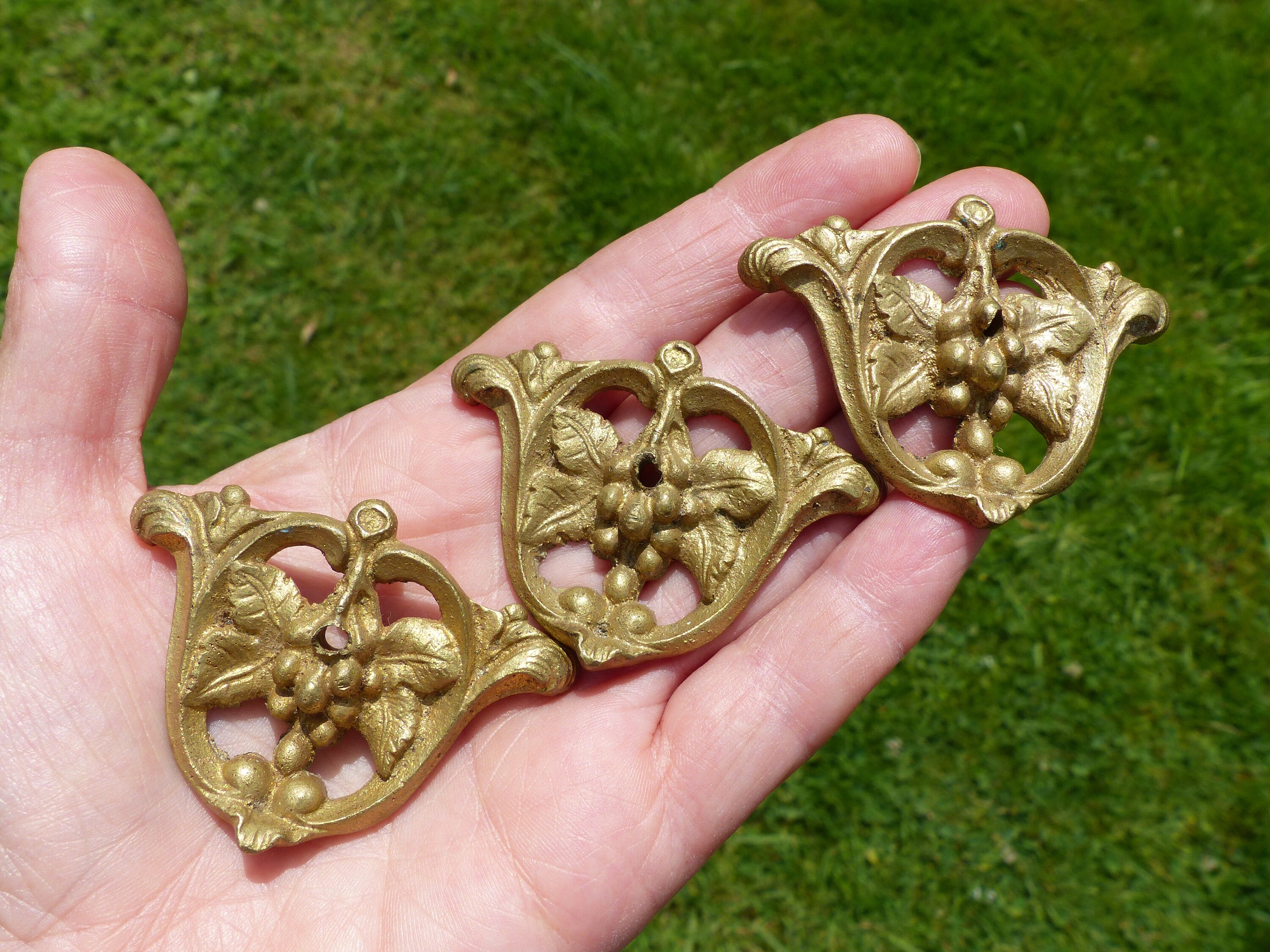 3 Petits Ornements de Meubles en Bronze Français Vintage - Appliques/Garniture Matériel Pour La Rest