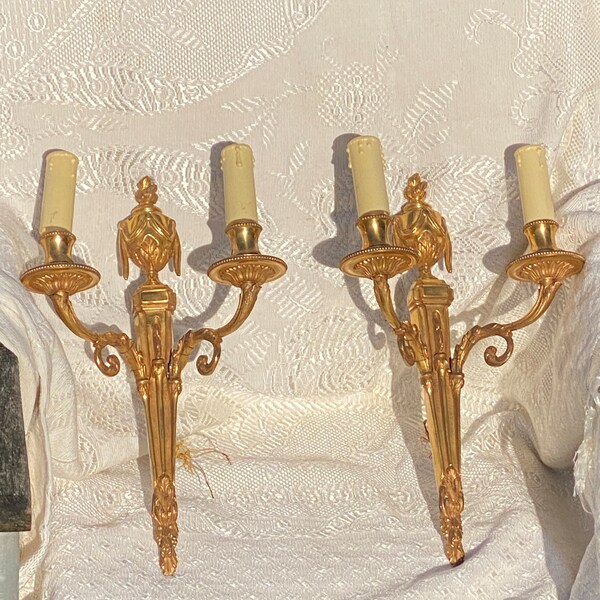 French antique gilt bronze wall sconces / wall lights. Pair of vintage ormolu early 20th century candle holders