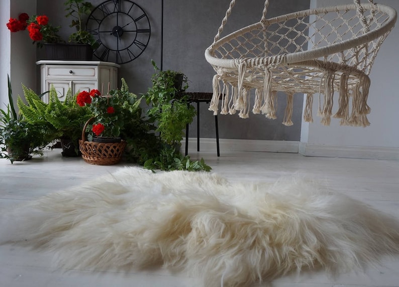 Giant Genuine ICELANDIC Sheepskin Rug Creamy White Soft Warm Wool Natural Area Rugs Carpet Cheap Rug Shag Area Rug Throw hair is very thick image 7