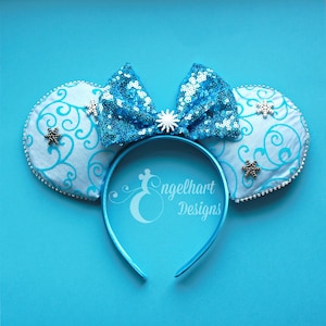 Gefrorene inspirierte Micky Ohren, Königin Elsa Maus Ohren, Blaue Winter Schneeflocke Minnie Ohren, Disney Ohren Gefrorene Elsa, Elsa Ohren, Gefrorene Stirnband