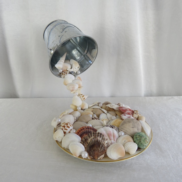 Floating Sea Shell Tea Cup