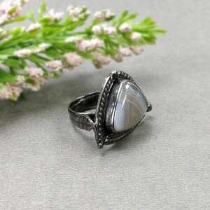 925 Sterling Silver RING : Natural BOTSWANA AGATE Gemstone Uneven Shape Cabochon Bezel Set Fine Statement Victorian Ring 7.5US With Video image 2