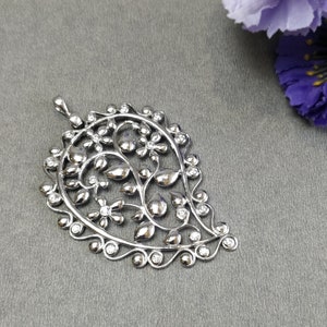 925 Sterling Silver With Cubic Zirconia Pendant : 10.67gms Fashion Jewellry Single Side Floral Leaf Pendant 2.5 Gift For Her image 2