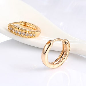 Rose Gold Plated Hoop Earrings : 2.96gms Shiny Cubic Zirconia Round Earring Fashion Women Accessories Minimalist Jewelry For Girls 10mm