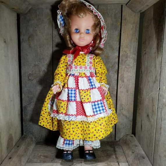 holly hobbie doll