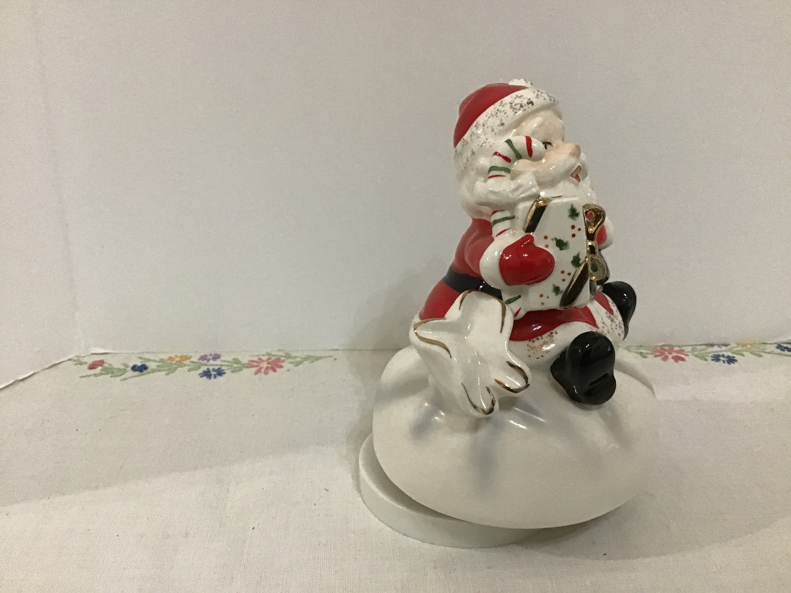 サンタクロース 木製オルゴール ジングルベル 楽天市場】汽車が走る