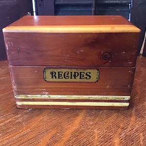Vintage Wood Recipe Box, Kitchen Decor, Farmhouse, Country, Vintage Decor