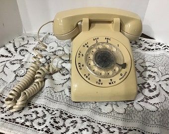 Vintage Bell System Western Electric Telefon mit Wählscheibe Beige Schreibtischtelefon, Vintage Decor, Sammlerstück