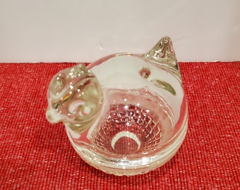 1950s Anchor Hocking Hen en un plato de vidrio de nido, baratija, caramelo, jabonera, azucarero, plato de mantequilla decoración de granja coleccionable Galss