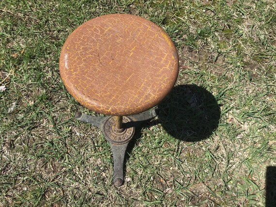 Antique Photography Posing Stool, Entryway Kitchen, Bathroom